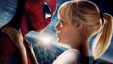 Watch Andrew Garfield and Emma Stone film a scene from ‘The Amazing Spider-Man 2’ (video)