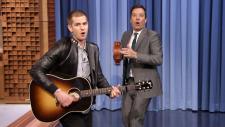 Andrew Garfield plays guitar and sings the Spider-Man theme with Jimmy Fallon (video)